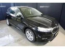 Noir Utilisé 2024 Skoda Fabia Selection Berline | 24 502 € (Prix juste)