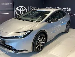 Gris minéral métallisé Utilisé 2025 Toyota Prius Design Citadine | 38 900 € (Bon prix)