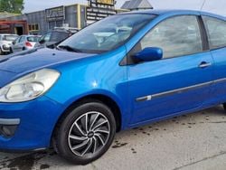 Utilisé 2006 Renault Clio III Citadine | 2 990 €
