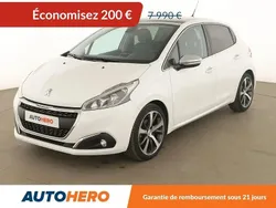 Blanc Utilisé 2015 Peugeot 208 Citadine | 7 790 € (Prix juste)