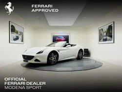 Blanc Utilisé 2016 Ferrari California | 159 900 €