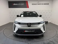Utilisé 2025 Renault Scénic Techno Monospace | 50 679 € (Prix assez cher)