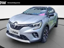 Gris Utilisé 2024 Renault Captur Techno SUV | 19 790 € (Prix juste)