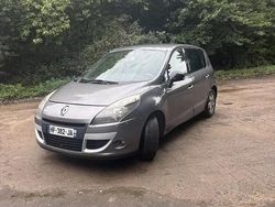 Utilisé 2010 Renault Scénic III Monospace | 2 700 € (Super prix)