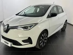 Blanc Utilisé 2022 Renault Zoe Evolution Citadine | 14 990 € (Prix juste)