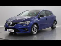 Bleu Utilisé 2024 Renault Mégane IV Techno Berline | 23 990 € (Prix juste)