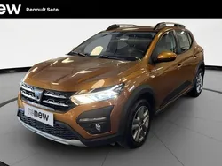 Orange Utilisé 2022 Dacia Sandero Comfort Citadine | 14 690 € (Prix juste)