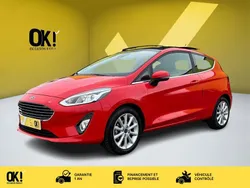 Rouge Utilisé 2017 Ford Fiesta Citadine | 12 990 € (Prix juste)