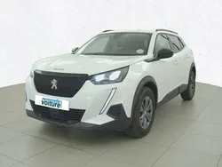 Blanc Utilisé 2022 Peugeot 2008 Style SUV | 16 790 € (Prix juste)