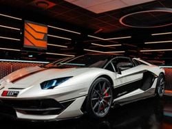 Utilisé 2020 Lamborghini Aventador Cabriolet | 750 000 € (Prix assez cher)
