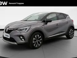 Gris Utilisé 2024 Renault Captur Techno SUV | 19 390 € (Prix juste)