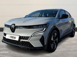 Gris Occasion 2023 Renault Mégane Equilibre SUV | 25 599 € (Prix juste)