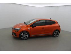 Orange Utilisé 2023 Renault Clio V RS Line Citadine | 18 490 € (Prix juste)