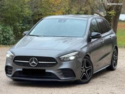 Gris Utilisé 2022 Mercedes B200 AMG line Monospace | 12 990 €