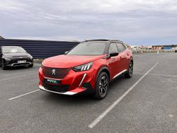Rouge Utilisé 2023 Peugeot e-2008 SUV | 35 590 €