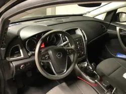 Utilisé 2010 Opel Astra Enjoy Berline | 6 300 € (Prix juste)