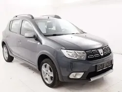 Gris Utilisé 2017 Dacia Sandero Stepway Citadine | 10 250 € (Prix juste)