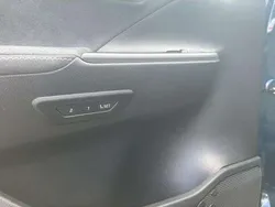 Utilisé 2024 Toyota C-HR SUV | 37 900 € (Prix juste)