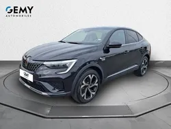 Noir Utilisé 2024 Renault Arkana Techno SUV | 26 390 € (Prix juste)