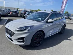 Gris Utilisé 2023 Ford Kuga Viva SUV | 31 999 € (Prix cher)