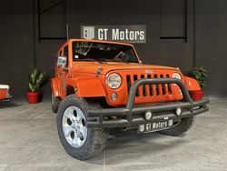 Orange Utilisé 2015 Jeep Wrangler Sahara SUV | 26 900 € (Prix assez cher)