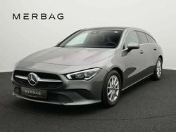 Gris Utilisé 2021 Mercedes CLA180 Shooting Brake Break | 24 605 € (Prix cher)