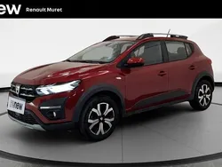 Rouge Utilisé 2022 Dacia Sandero Comfort Citadine | 15 450 € (Prix assez cher)
