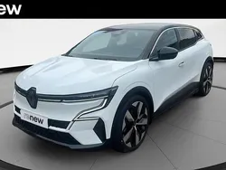 Blanc Utilisé 2022 Renault Mégane Techno Berline | 22 990 € (Prix juste)