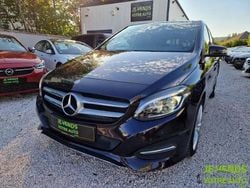 Noir Utilisé 2015 Mercedes B220 Monospace | 10 990 €