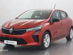 Rouge Utilisé 2024 Renault Clio V Evolution Berline | 15 999 € (Prix juste)