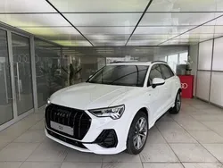 Blanc glacier métallisé Utilisé 2024 Audi Q3 Black Edition SUV | 43 900 €