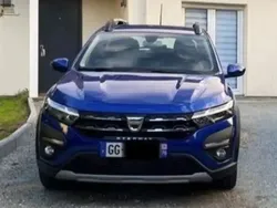 Bleu Utilisé 2022 Dacia Sandero Stepway Citadine | 14 600 € (Prix juste)