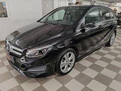 Noir Utilisé 2014 Mercedes B180 Monospace | 12 990 € (Prix juste)