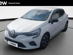 Blanc Utilisé 2023 Renault Clio V Evolution Citadine | 14 990 € (Prix juste)