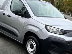 Gris Utilisé 2024 Citroën Berlingo Monospace | 16 990 €