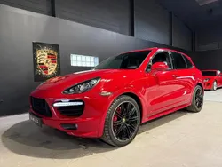 Rouge Utilisé 2013 Porsche Cayenne SUV | 26 990 € (Prix juste)