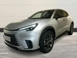 Gris Utilisé 2025 Lexus LBX SUV | 37 790 € (Prix juste)