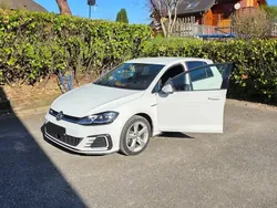 Blanc Utilisé 2018 VW Golf VII GTE Berline | 20 900 € (Prix juste)