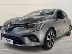 Utilisé 2023 Renault Clio V Evolution Berline | 15 499 € (Prix juste)