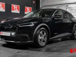 Noir Utilisé 2021 Ford Mustang Mach-E Extended Range SUV | 26 890 €
