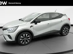 Gris Utilisé 2023 Renault Captur Evolution SUV | 14 381 € (Bon prix)
