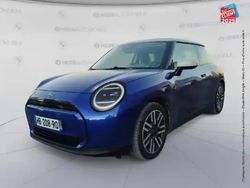 Blazing blue Occasion 2025 Mini Cooper Classic Citadine | 31 999 € (Prix assez cher)