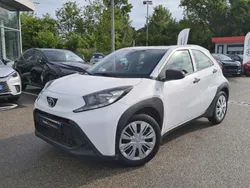 Blanc Utilisé 2023 Toyota Aygo Active Citadine | 13 490 € (Prix juste)