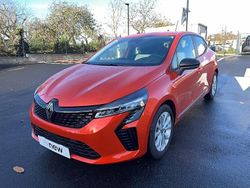 Orange Occasion 2025 Renault Clio V SE Citadine | 14 990 € (Bon prix)