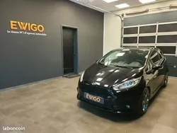 Noir Utilisé 2015 Ford Fiesta ST Citadine | 12 290 € (Prix juste)