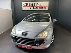 Utilisé 2006 Peugeot 307 CC Cabriolet | 5 900 €