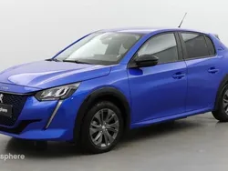 Blanc Utilisé 2023 Peugeot e-208 Style Citadine | 17 999 € (Prix juste)