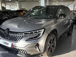 Rouge Utilisé 2024 Renault Austral Iconic Esprit Alpine SUV | 34 299 € (Bon prix)