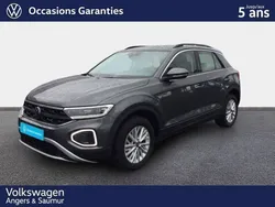 Gris Utilisé 2023 VW T-Roc Life SUV | 24 882 € (Prix juste)