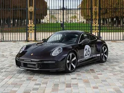 Rouge Utilisé 2023 Porsche 992 Sport Coupé | 429 000 €